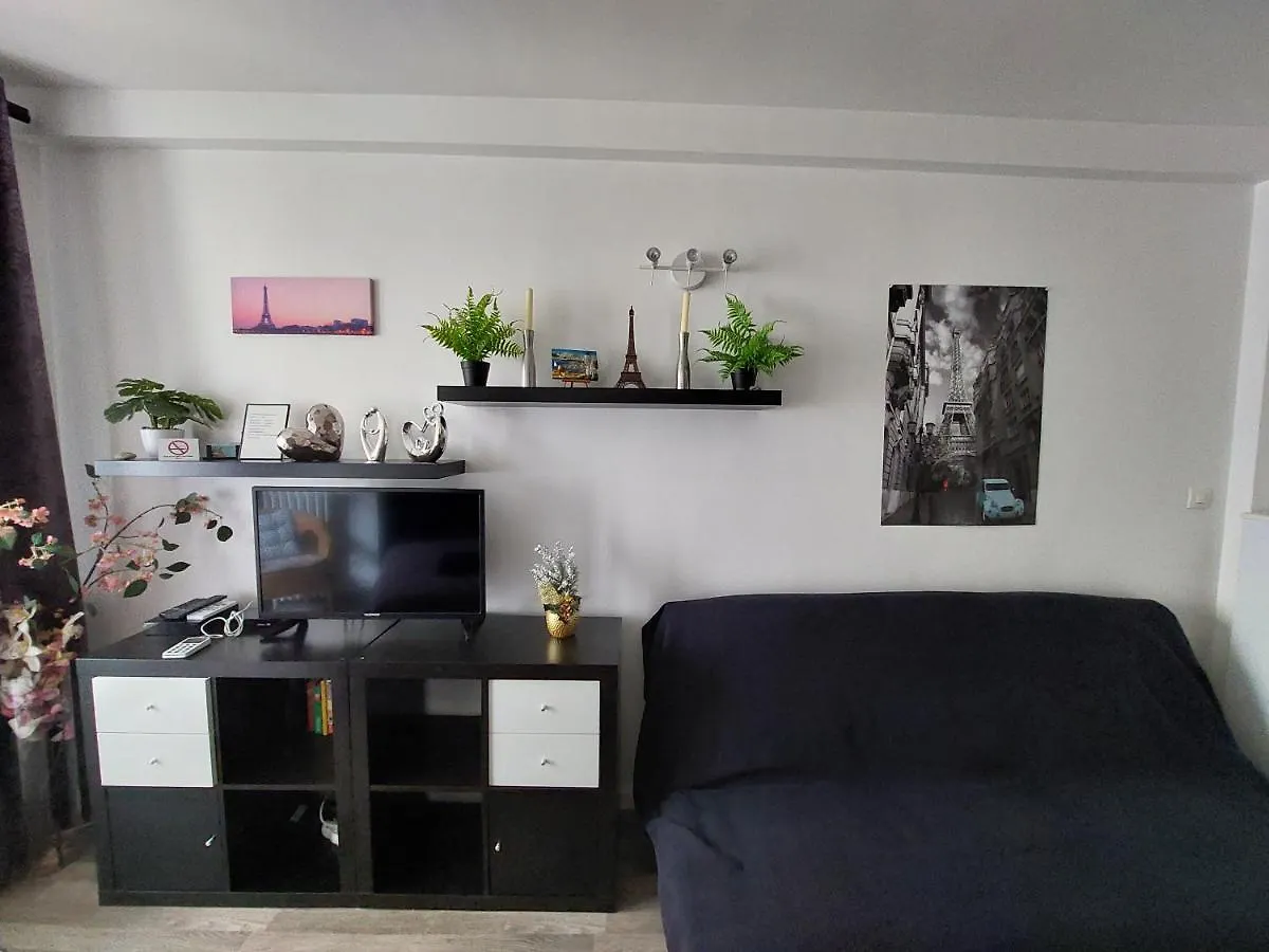 Apartment Louvre Paris